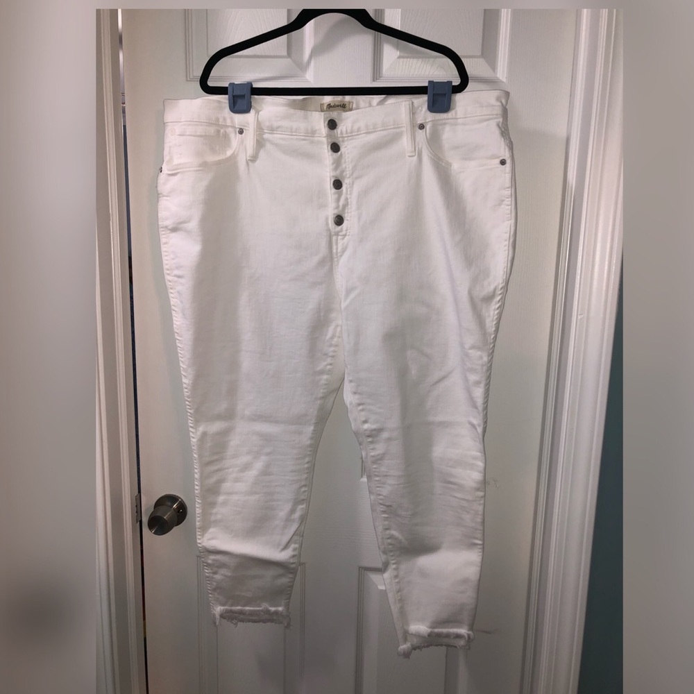 Madewell White Skinny Jeans button fly, raw hem 37
